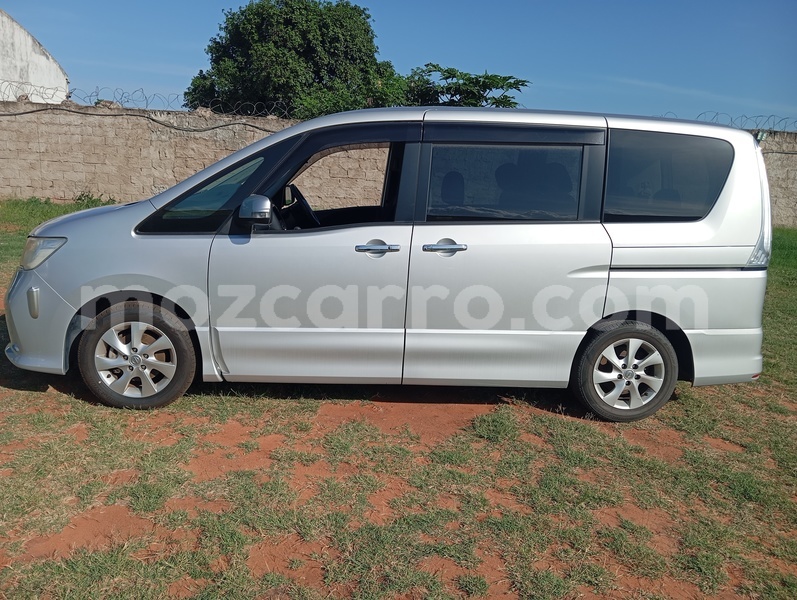 Big with watermark nissan serena maputo maputo 41303