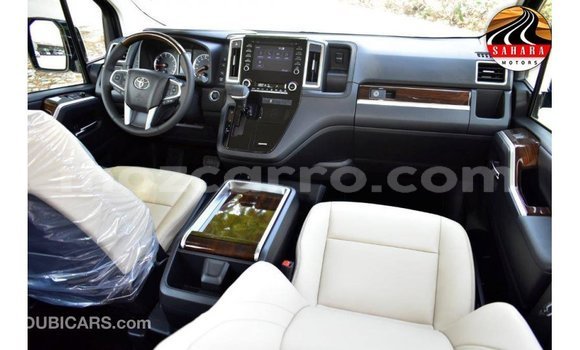 Buy Import Toyota Granvia White Car in Import - Dubai in Cabo Delgado Buy Import Toyota Granvia White Car in Import - Dubai in Cabo Delgado
