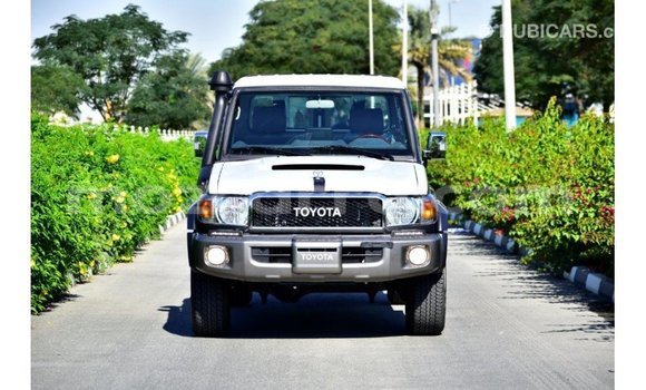 Buy Import Toyota Land Cruiser Other Car in Import - Dubai in Cabo Delgado Buy Import Toyota Land Cruiser Other Car in Import - Dubai in Cabo Delgado