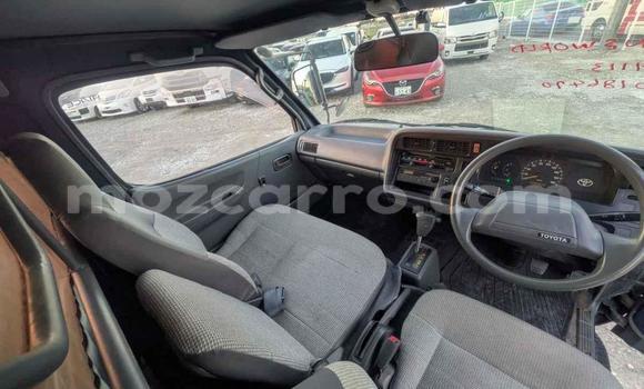 Nunua Mpya Toyota Hiace Bluu Gari ndani ya Maputo nchini Maputo Nunua Mpya Toyota Hiace Bluu Gari ndani ya Maputo nchini Maputo