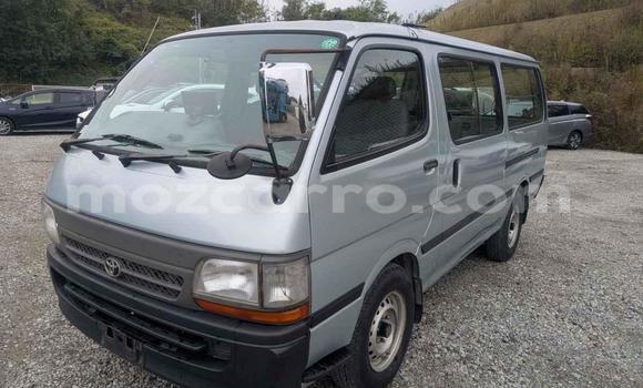 Nunua Ilio tumika Toyota Hiace Bluu Gari ndani ya Maputo nchini Maputo Nunua Ilio tumika Toyota Hiace Bluu Gari ndani ya Maputo nchini Maputo