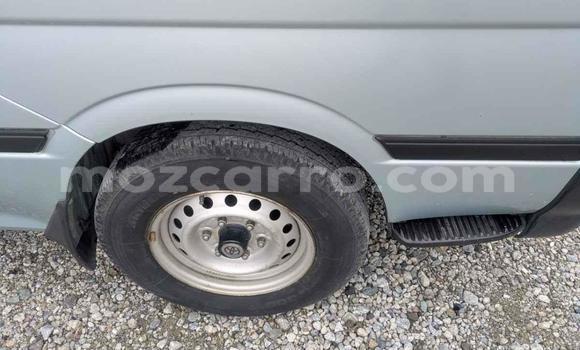 Nunua Ilio tumika Toyota Hiace Bluu Gari ndani ya Maputo nchini Maputo Nunua Ilio tumika Toyota Hiace Bluu Gari ndani ya Maputo nchini Maputo