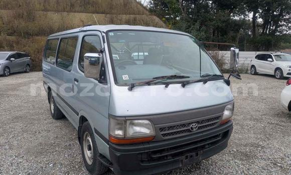 Nunua Ilio tumika Toyota Hiace Bluu Gari ndani ya Maputo nchini Maputo Nunua Ilio tumika Toyota Hiace Bluu Gari ndani ya Maputo nchini Maputo