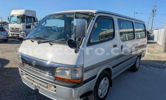 Nunua Mpya Toyota Hiace Nyeupe Gari ndani ya Maputo nchini Maputo Nunua Mpya Toyota Hiace Nyeupe Gari ndani ya Maputo nchini Maputo