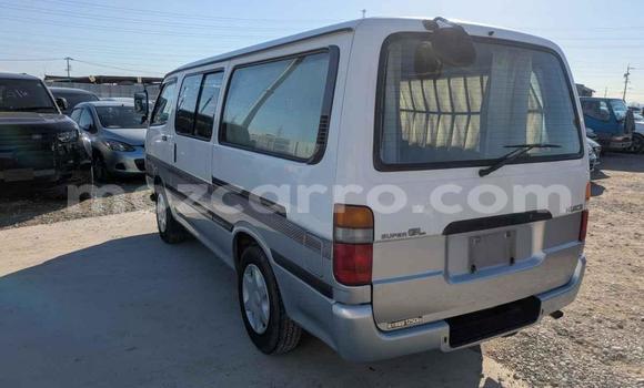 Nunua Mpya Toyota Hiace Nyeupe Gari ndani ya Maputo nchini Maputo Nunua Mpya Toyota Hiace Nyeupe Gari ndani ya Maputo nchini Maputo