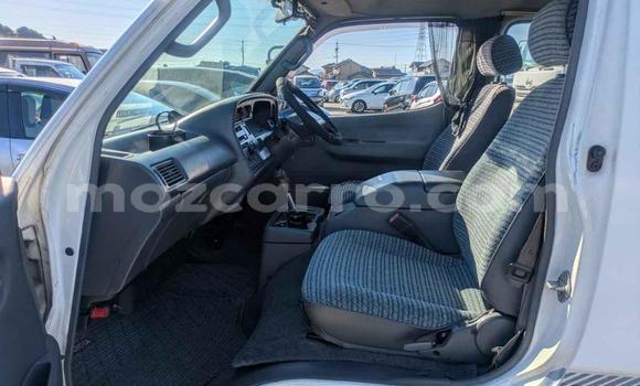 Nunua Mpya Toyota Hiace Nyeupe Gari ndani ya Maputo nchini Maputo Nunua Mpya Toyota Hiace Nyeupe Gari ndani ya Maputo nchini Maputo