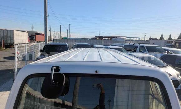 Nunua Mpya Toyota Hiace Nyeupe Gari ndani ya Maputo nchini Maputo Nunua Mpya Toyota Hiace Nyeupe Gari ndani ya Maputo nchini Maputo