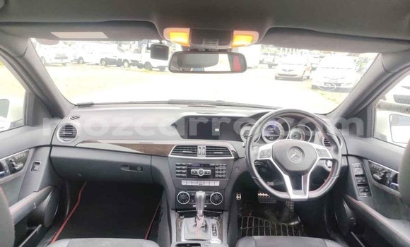 Nunua Mpya Mercedes‒Benz C-Class Nyeupe Gari ndani ya Maputo nchini Maputo Nunua Mpya Mercedes‒Benz C-Class Nyeupe Gari ndani ya Maputo nchini Maputo