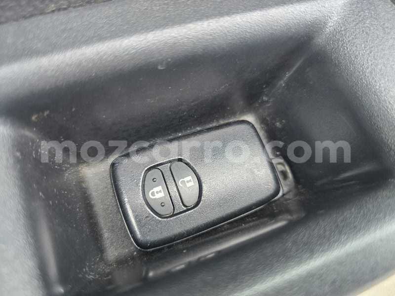 Big with watermark toyota ractis maputo maputo 41319