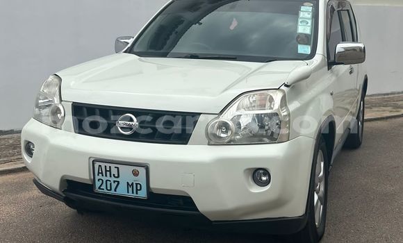 Comprar Usado Nissan X-Trail Branco Carro em Maputo em Maputo Comprar Usado Nissan X-Trail Branco Carro em Maputo em Maputo