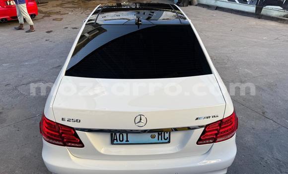 Comprar Novo Mercedes-Benz E-Classe Branco Carro em Maputo em Maputo Comprar Novo Mercedes-Benz E-Classe Branco Carro em Maputo em Maputo