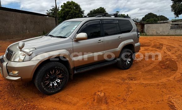 Tenga Tsaru Toyota Land Cruiser Prado Other Mota in Maputo in Maputo