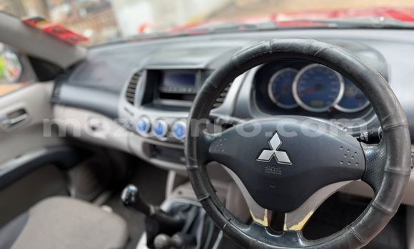 Buy Used Mitsubishi Triton Red Car in Maputo in Maputo Buy Used Mitsubishi Triton Red Car in Maputo in Maputo
