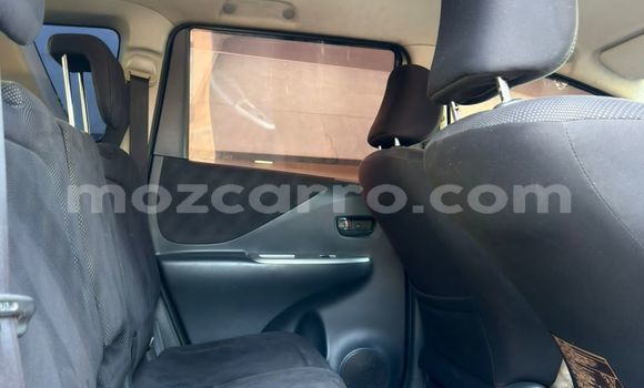 Comprar Usado Toyota Ractis Castanho Carro em Maputo em Maputo Comprar Usado Toyota Ractis Castanho Carro em Maputo em Maputo