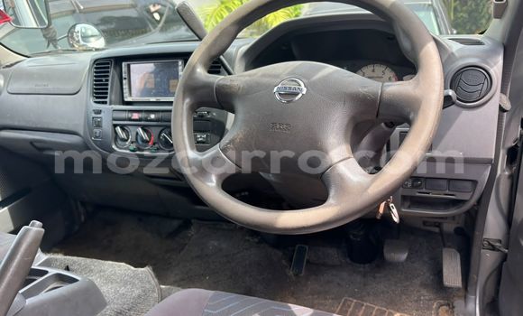 Comprar Usado Nissan Caravan Prata Carro em Maputo em Maputo Comprar Usado Nissan Caravan Prata Carro em Maputo em Maputo