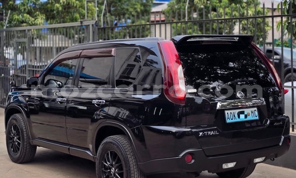 Nunua Ilio tumika Nissan X-Trail Nyeusi Gari ndani ya Maputo nchini Maputo Nunua Ilio tumika Nissan X-Trail Nyeusi Gari ndani ya Maputo nchini Maputo