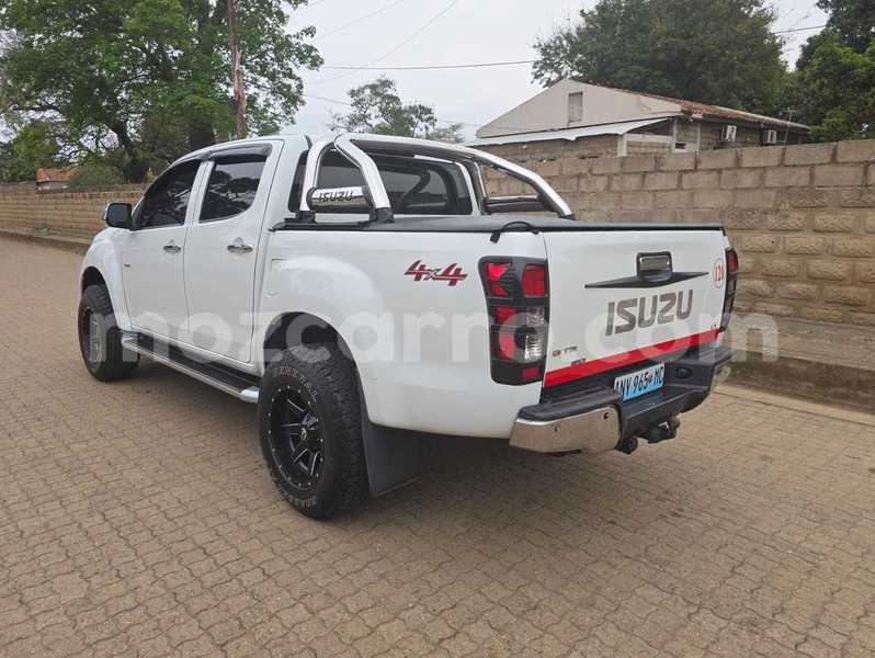 Big with watermark isuzu d max maputo maputo 41371