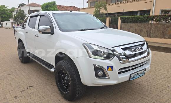 Comprar Usado Isuzu D-MAX Branco Carro em Maputo em Maputo Comprar Usado Isuzu D-MAX Branco Carro em Maputo em Maputo
