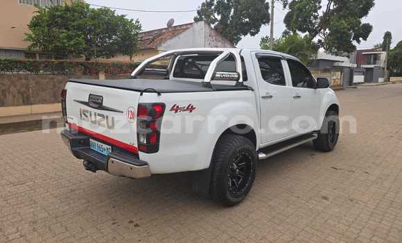 Comprar Usado Isuzu D-MAX Branco Carro em Maputo em Maputo Comprar Usado Isuzu D-MAX Branco Carro em Maputo em Maputo