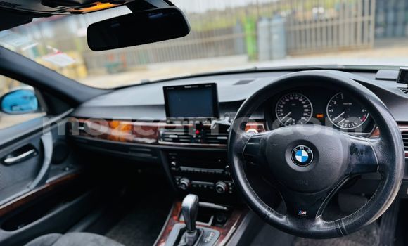Comprar Usado BMW 3-Series Branco Carro em Maputo em Maputo Comprar Usado BMW 3-Series Branco Carro em Maputo em Maputo
