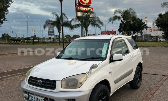Comprar Usado Toyota RAV4 Branco Carro em Maputo em Maputo Comprar Usado Toyota RAV4 Branco Carro em Maputo em Maputo