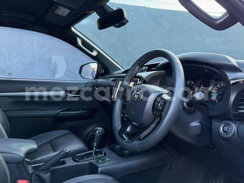 Big with watermark toyota hilux maputo maputo 41384