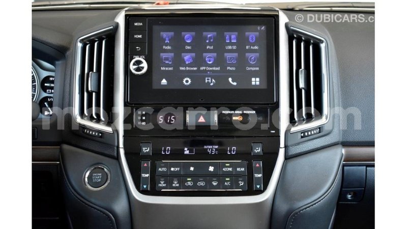 Big with watermark toyota land cruiser cabo delgado import dubai 6319