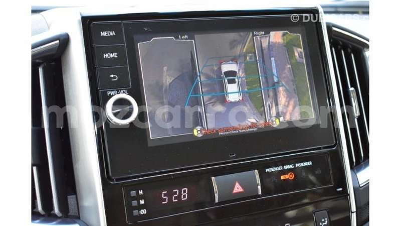 Big with watermark toyota land cruiser cabo delgado import dubai 6319