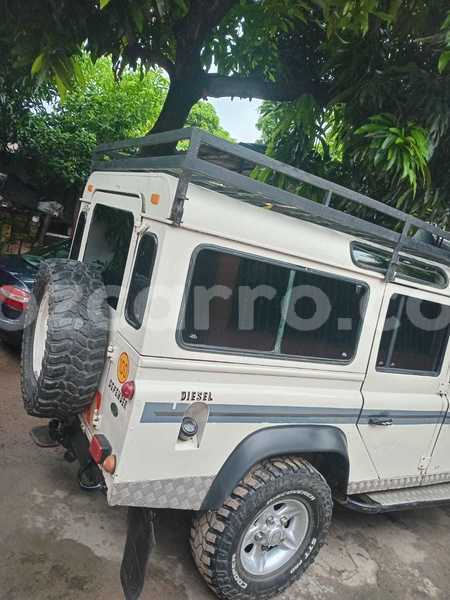 Big with watermark land rover defender maputo maputo 41397