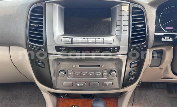 Comprar Usado Toyota Land Cruiser Branco Carro em Maputo em Maputo Comprar Usado Toyota Land Cruiser Branco Carro em Maputo em Maputo