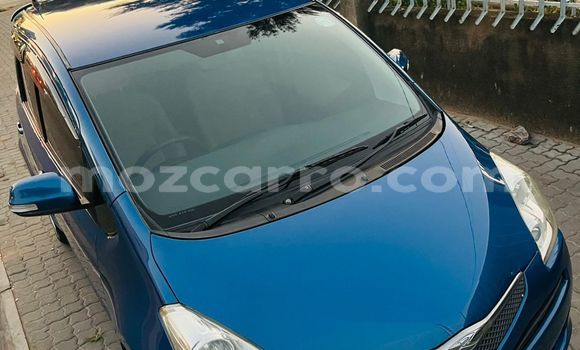 Comprar Usado Toyota Ractis Azul Carro em Maputo em Maputo Comprar Usado Toyota Ractis Azul Carro em Maputo em Maputo