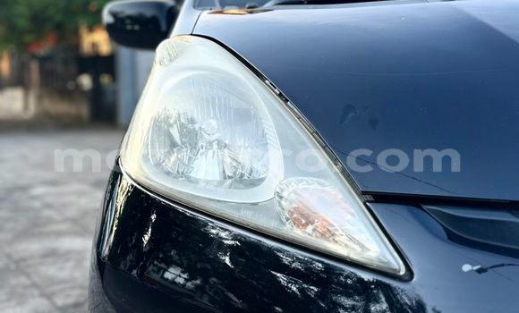 Nunua Ilio tumika Honda Fit Bluu Gari ndani ya Maputo nchini Maputo Nunua Ilio tumika Honda Fit Bluu Gari ndani ya Maputo nchini Maputo