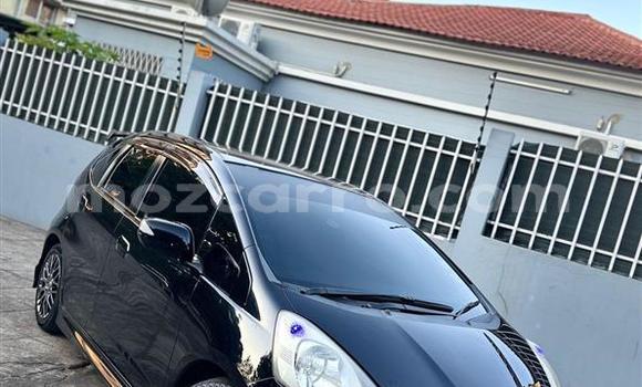 Nunua Ilio tumika Honda Fit Bluu Gari ndani ya Maputo nchini Maputo Nunua Ilio tumika Honda Fit Bluu Gari ndani ya Maputo nchini Maputo