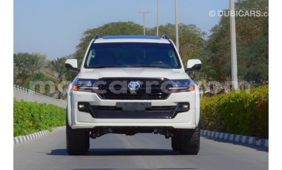 Buy Import Toyota Land Cruiser White Car in Import - Dubai in Cabo Delgado Buy Import Toyota Land Cruiser White Car in Import - Dubai in Cabo Delgado