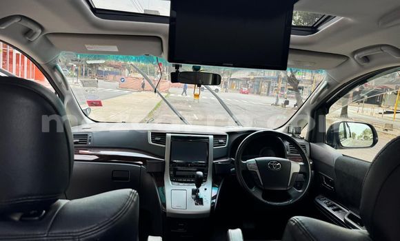 Tenga Itsva Toyota Vellfire Chena Mota in Maputo in Maputo Tenga Itsva Toyota Vellfire Chena Mota in Maputo in Maputo