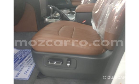 Buy Import Toyota Land Cruiser White Car in Import - Dubai in Cabo Delgado Buy Import Toyota Land Cruiser White Car in Import - Dubai in Cabo Delgado