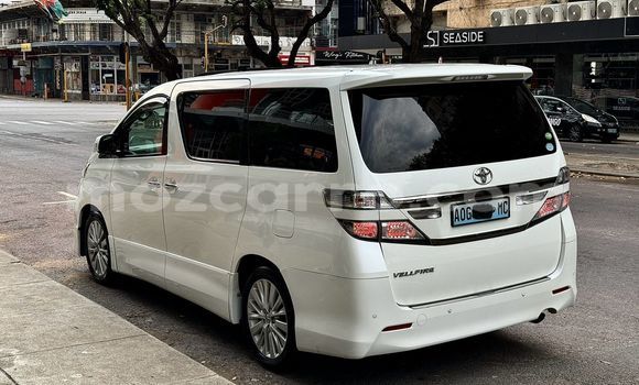 Tenga Itsva Toyota Vellfire Chena Mota in Maputo in Maputo Tenga Itsva Toyota Vellfire Chena Mota in Maputo in Maputo