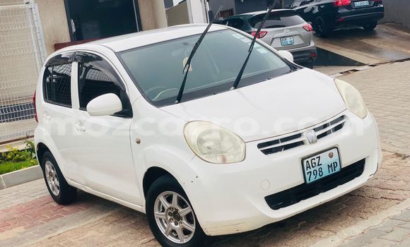 Comprar Usado Toyota Passo Branco Carro em Maputo em Maputo