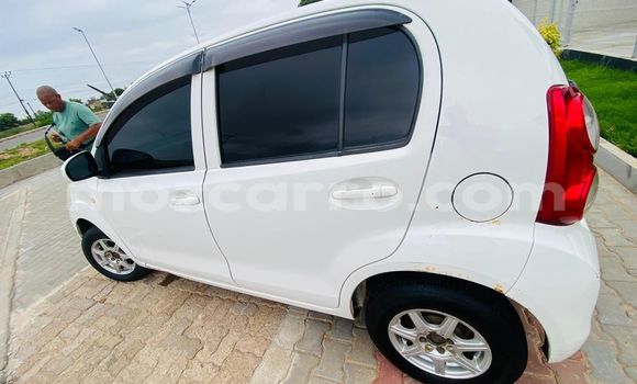 Nunua Ilio tumika Toyota Passo Nyeupe Gari ndani ya Maputo nchini Maputo Nunua Ilio tumika Toyota Passo Nyeupe Gari ndani ya Maputo nchini Maputo