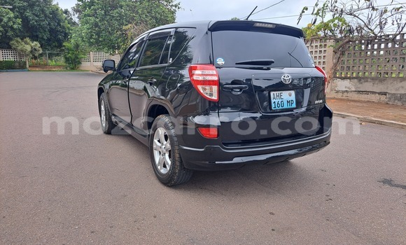 Comprar Usado Toyota RAV4 Preto Carro em Maputo em Maputo Comprar Usado Toyota RAV4 Preto Carro em Maputo em Maputo