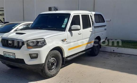 Comprar Usado Mahindra Armada Branco Carro em Maputo em Maputo Comprar Usado Mahindra Armada Branco Carro em Maputo em Maputo
