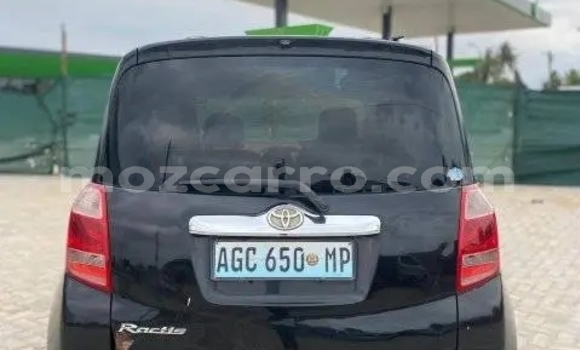 Comprar Usado Toyota Ractis Preto Carro em Búzi em Sofala Comprar Usado Toyota Ractis Preto Carro em Búzi em Sofala
