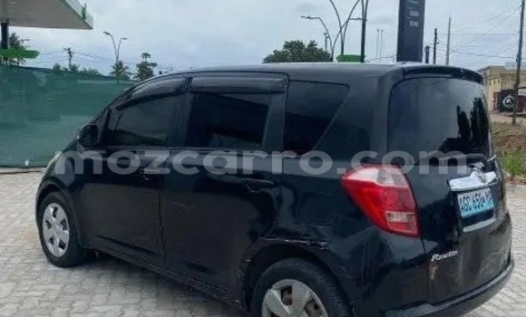 Comprar Usado Toyota Ractis Preto Carro em Búzi em Sofala Comprar Usado Toyota Ractis Preto Carro em Búzi em Sofala