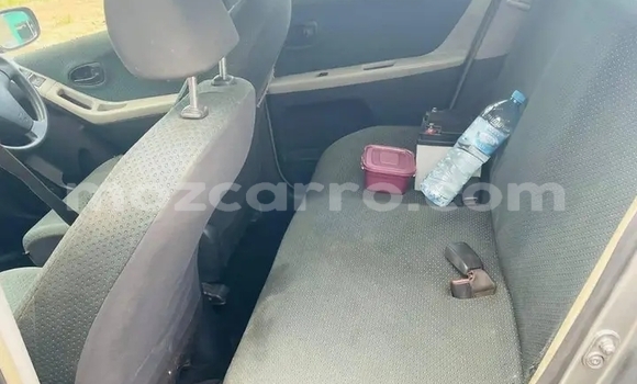 Comprar Usado Toyota Vitz Other Carro em Chinde em Zambezia Comprar Usado Toyota Vitz Other Carro em Chinde em Zambezia