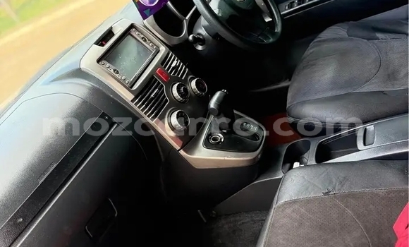 Comprar Usado Toyota Rush Branco Carro em Chimoio em Manica Comprar Usado Toyota Rush Branco Carro em Chimoio em Manica