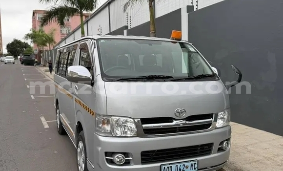 Comprar Usado Toyota Hiace Other Carro em Chinde em Zambezia Comprar Usado Toyota Hiace Other Carro em Chinde em Zambezia
