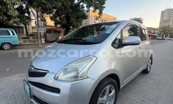 Comprar Usado Toyota Ractis Other Carro em Chibuto em Gaza Comprar Usado Toyota Ractis Other Carro em Chibuto em Gaza