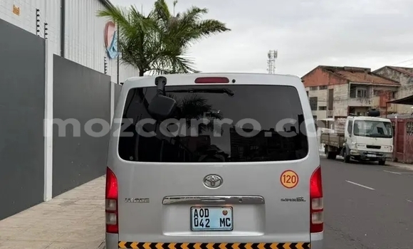 Comprar Usado Toyota Hiace Other Carro em Chigubo em Gaza Comprar Usado Toyota Hiace Other Carro em Chigubo em Gaza