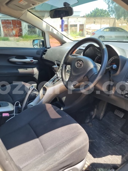 Big with watermark toyota auris maputo maputo 41510