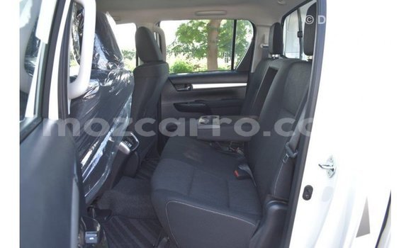 Buy Import Toyota Hilux White Car in Import - Dubai in Cabo Delgado Buy Import Toyota Hilux White Car in Import - Dubai in Cabo Delgado